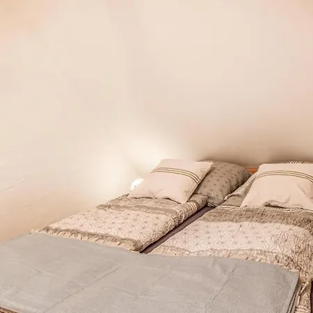 3 Bedroom Cozy In בית נופש