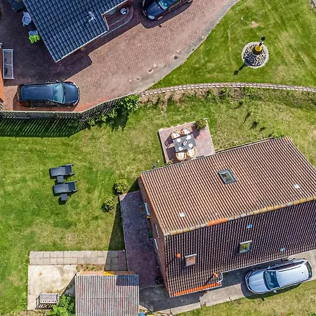 3 Bedroom Cozy In Friedrichskoog