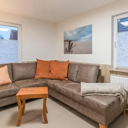 3 Bedroom Cozy In