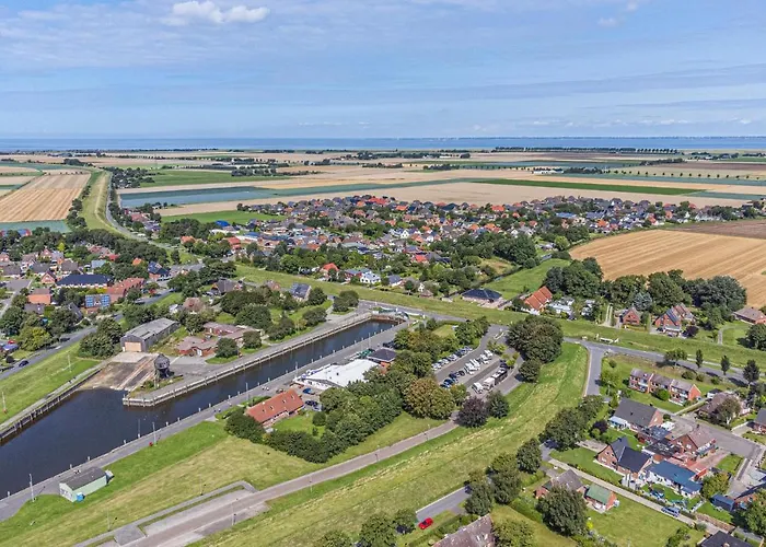 3 Bedroom Cozy In Vakantiehuis Friedrichskoog
