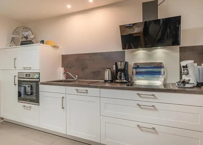 Vakantiehuis 3 Bedroom Cozy In