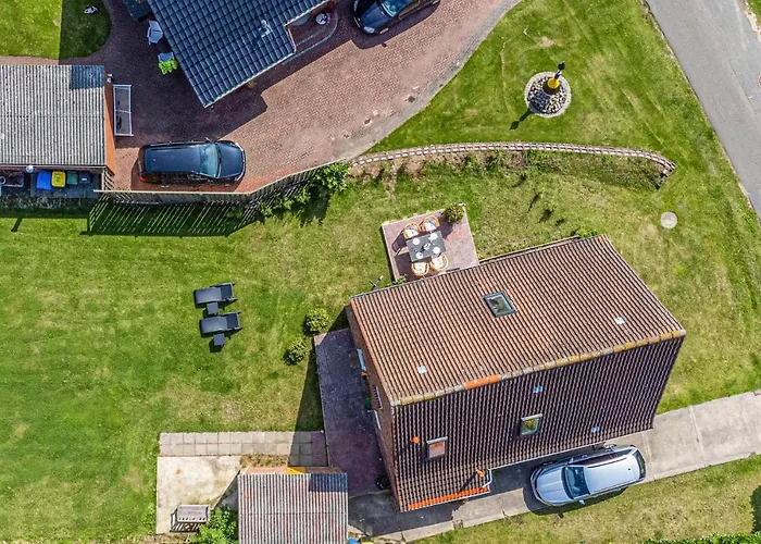 3 Bedroom Cozy In Friedrichskoog