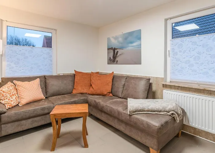 3 Bedroom Cozy In