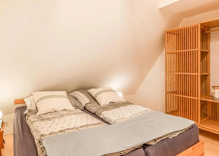 3 Bedroom Cozy In Vakantiehuis Friedrichskoog